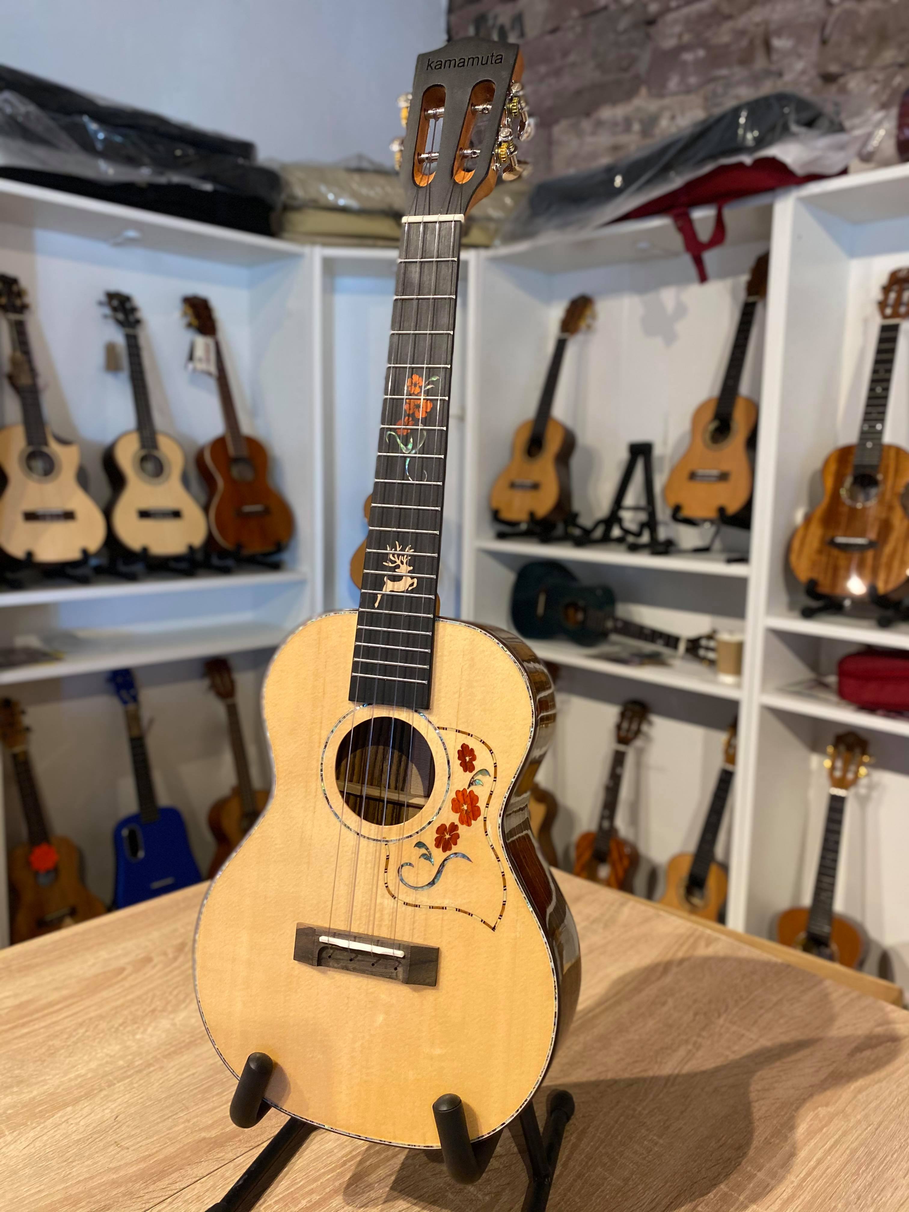 KAMAMUTA Santos ukulele Tenor KA-S-T